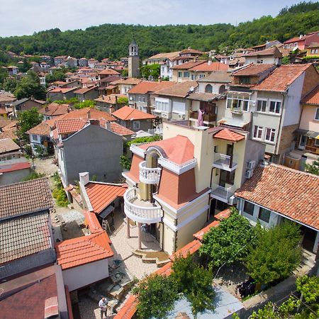 Къща За Гости Angelovi Veliko Tărnovo Esterno foto