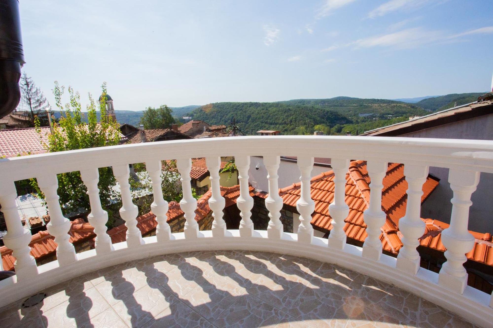 Къща За Гости Angelovi Veliko Tărnovo Esterno foto